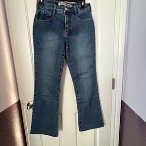 Express jeans, straight leg, in good condition.27 “ waist